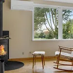 Vakantiehuis Awesome In Vaeggerlose With Kitchen Bøtø By