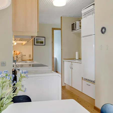 Awesome In Vaeggerlose With Kitchen Bøtø By