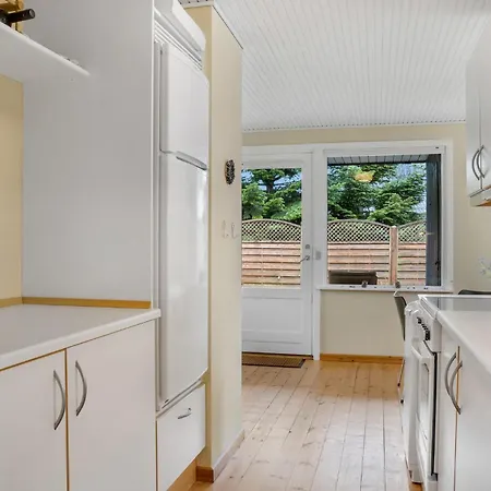 Awesome In Vaeggerlose With Kitchen Casa de Férias Bøtø By